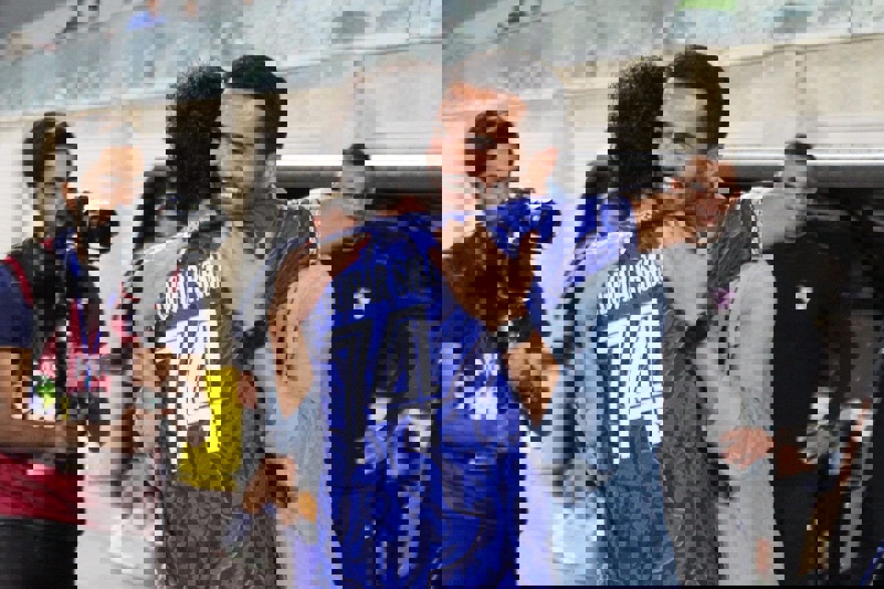 2022999