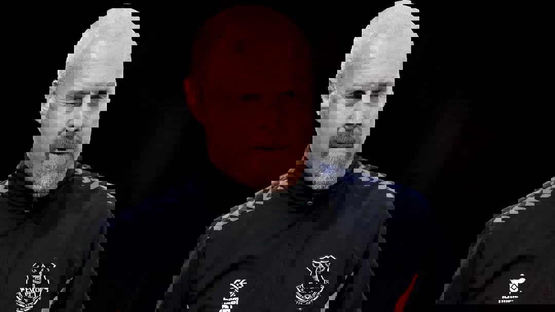 2022840