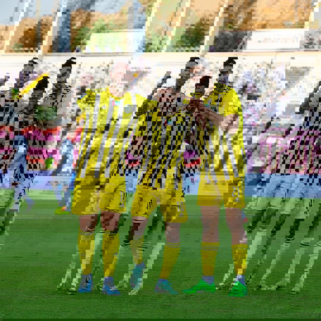 2022822