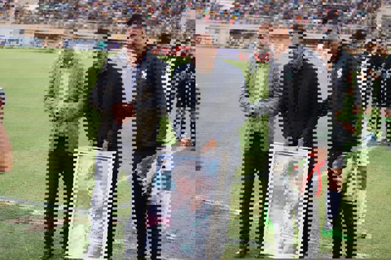 2022891