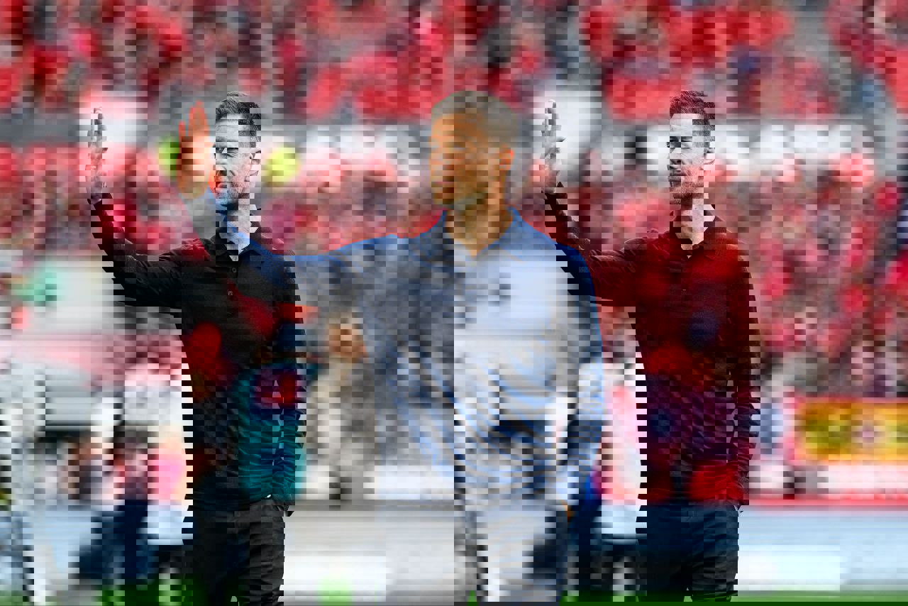 2023332