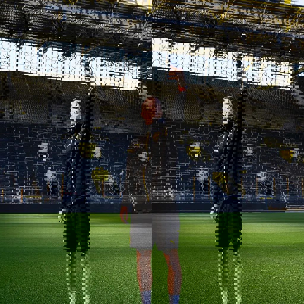 2023380