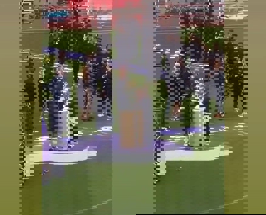 2023631