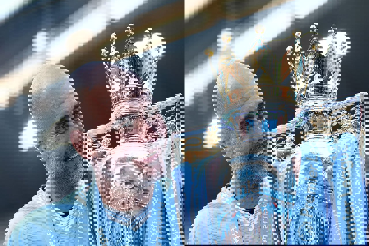 2023819