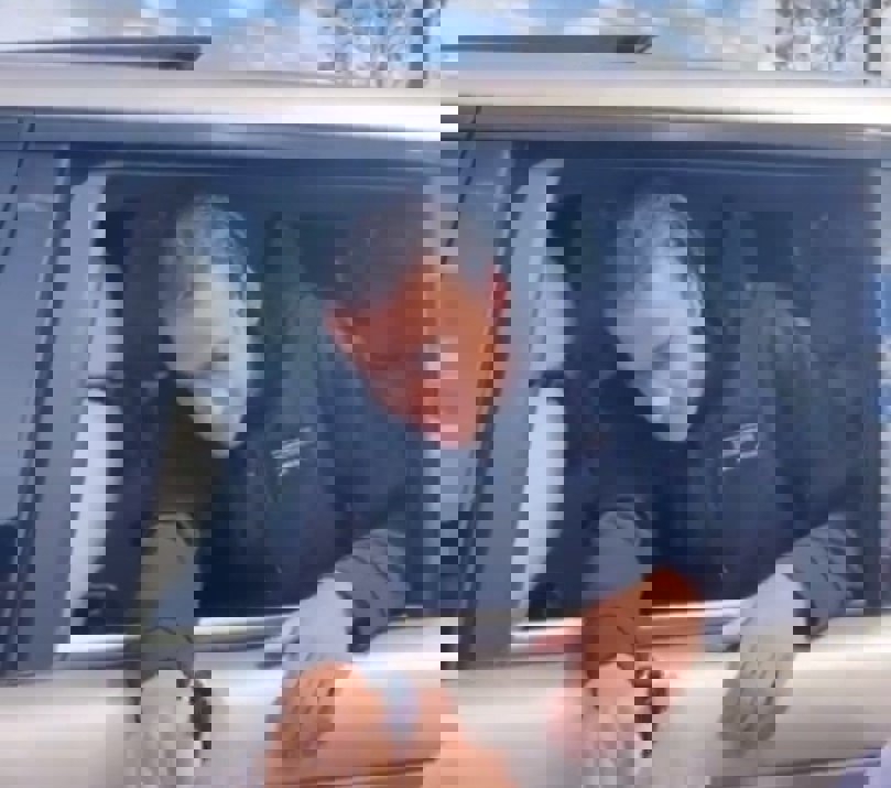 2023652