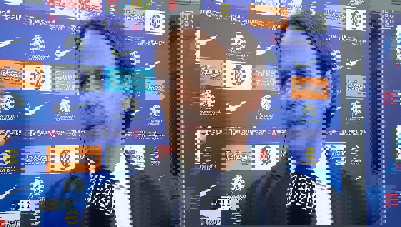 2023880