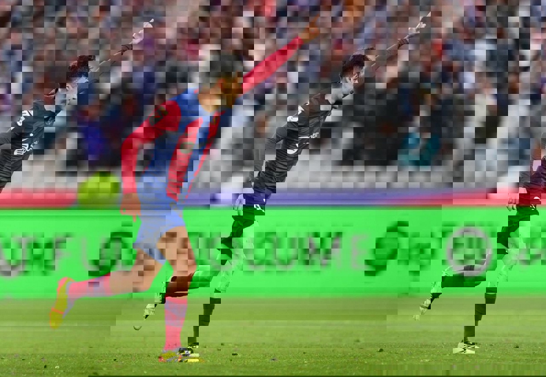 2023840