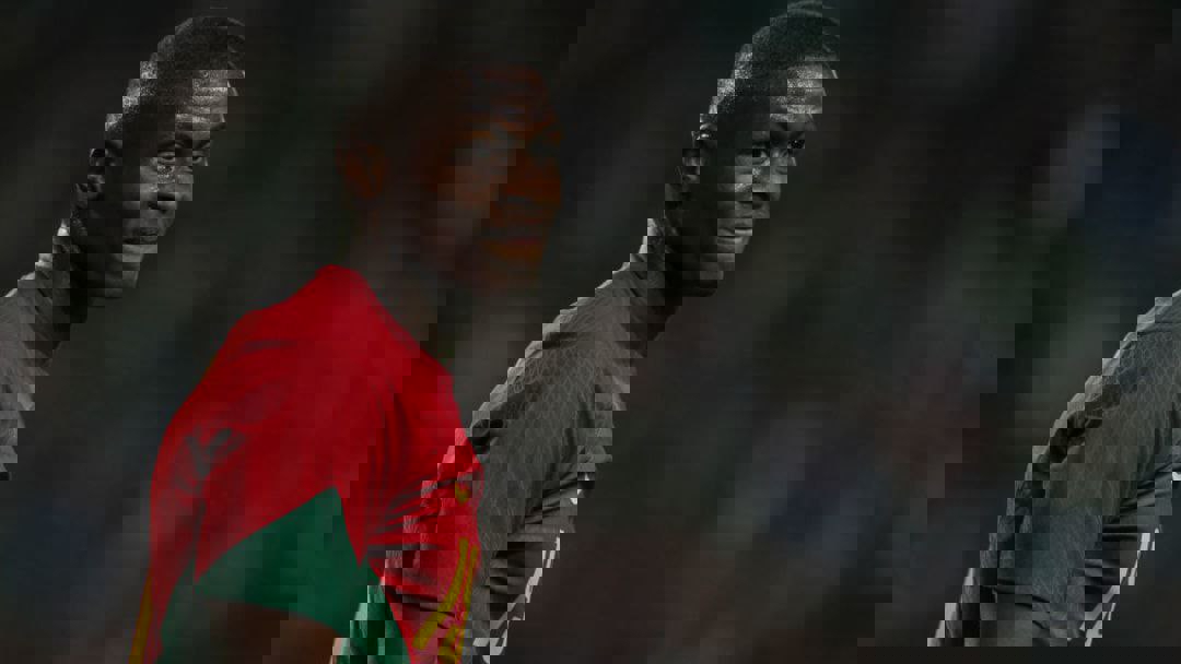 2024323