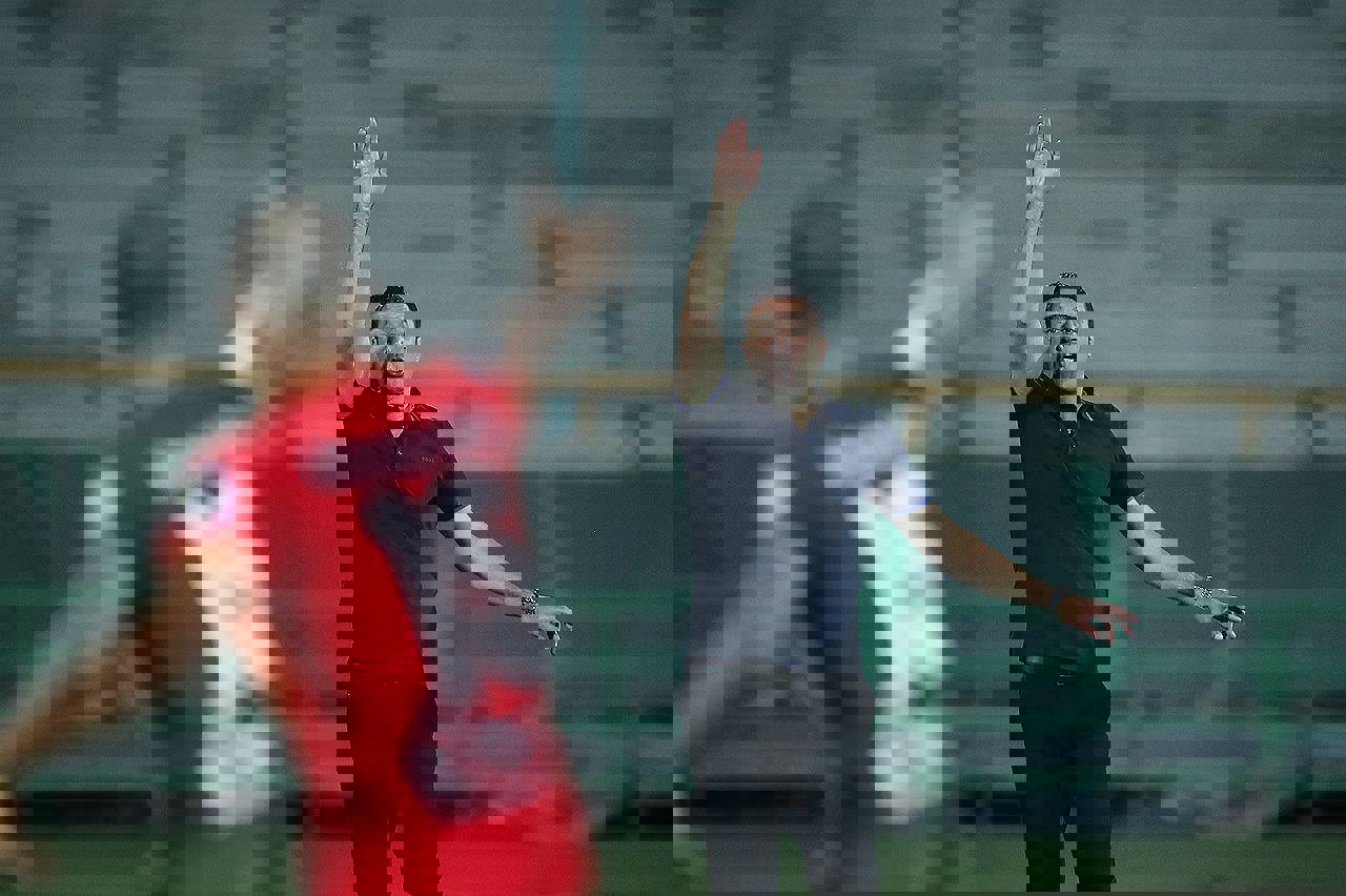 2024383