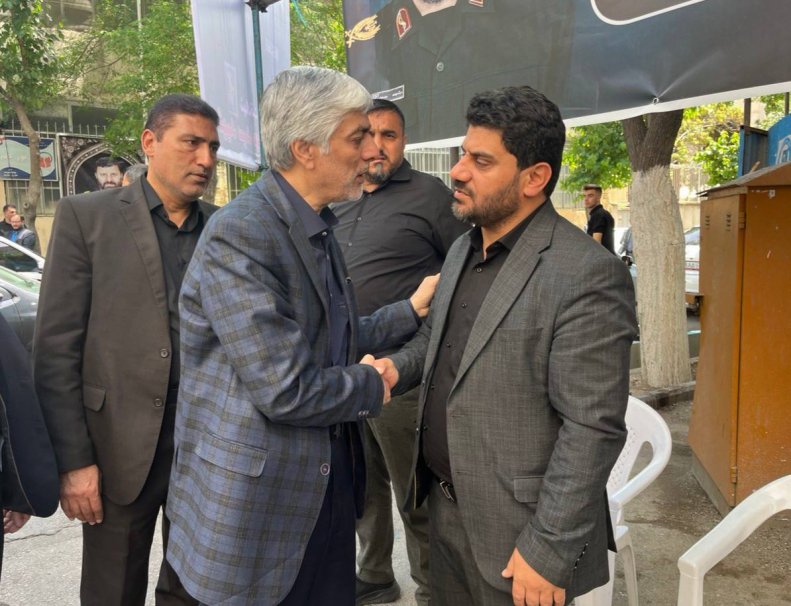 حضور وزیر ورزش در منزل شهید سردار موسوی