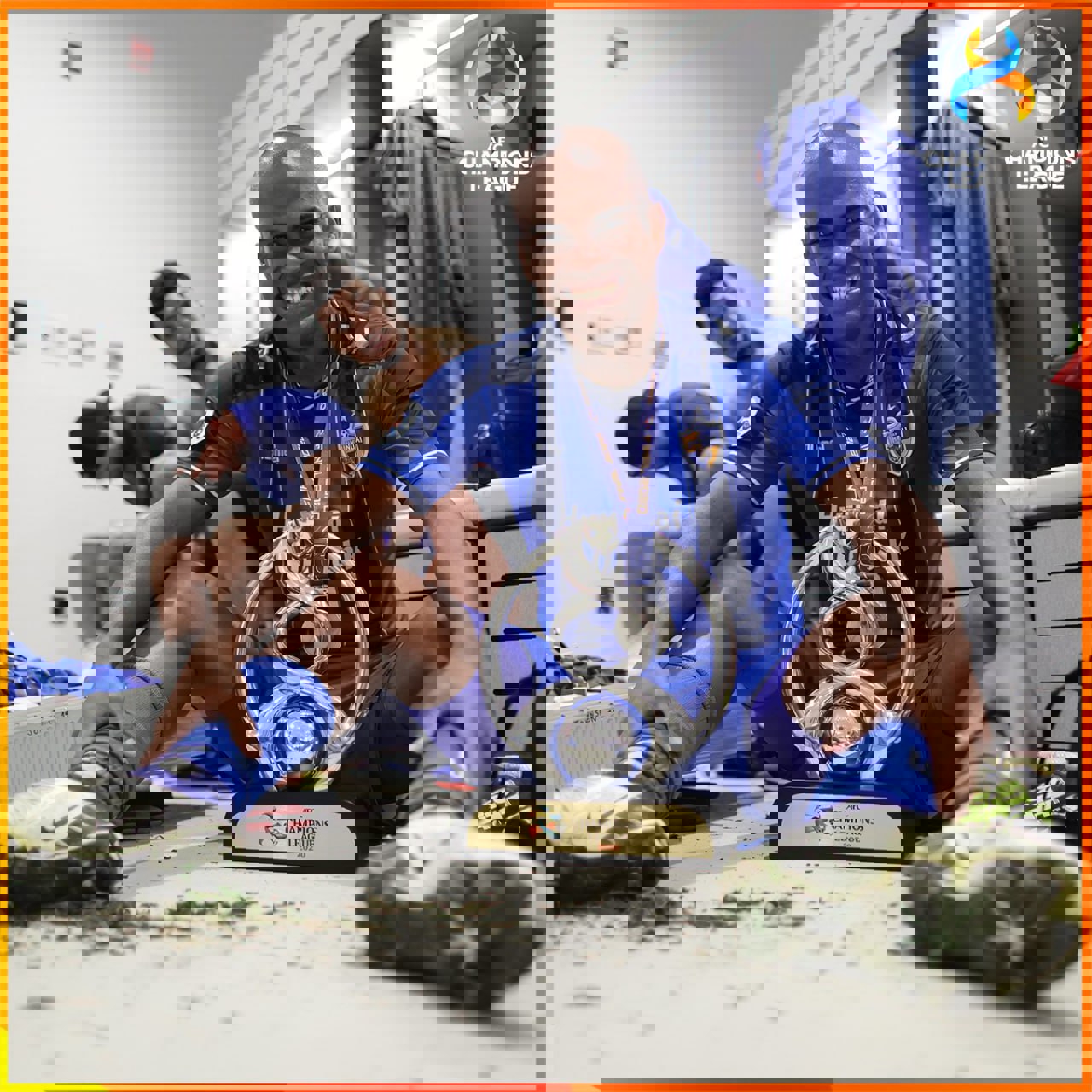 2024930