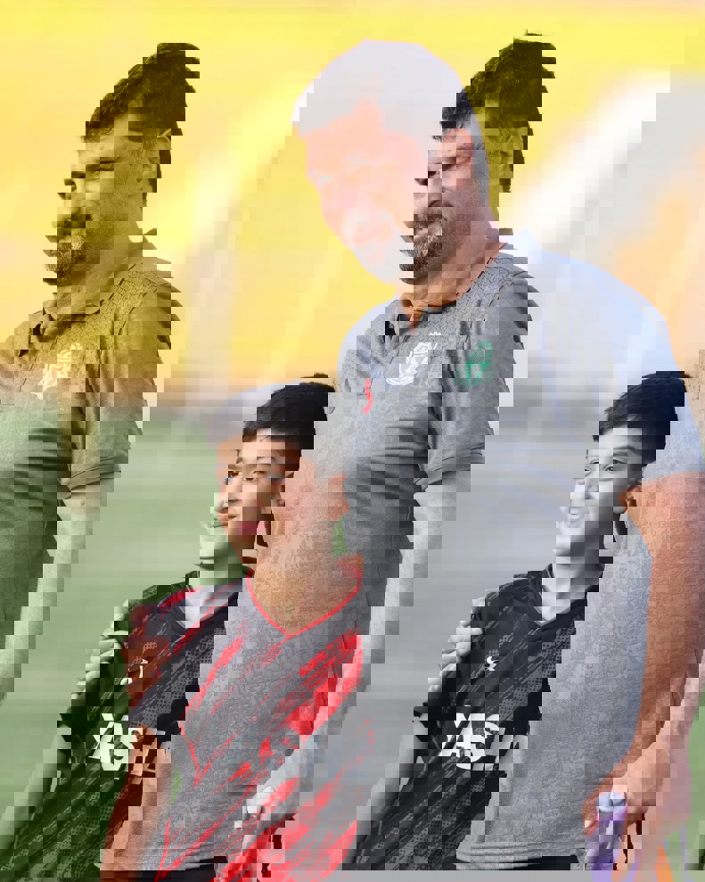 2025100