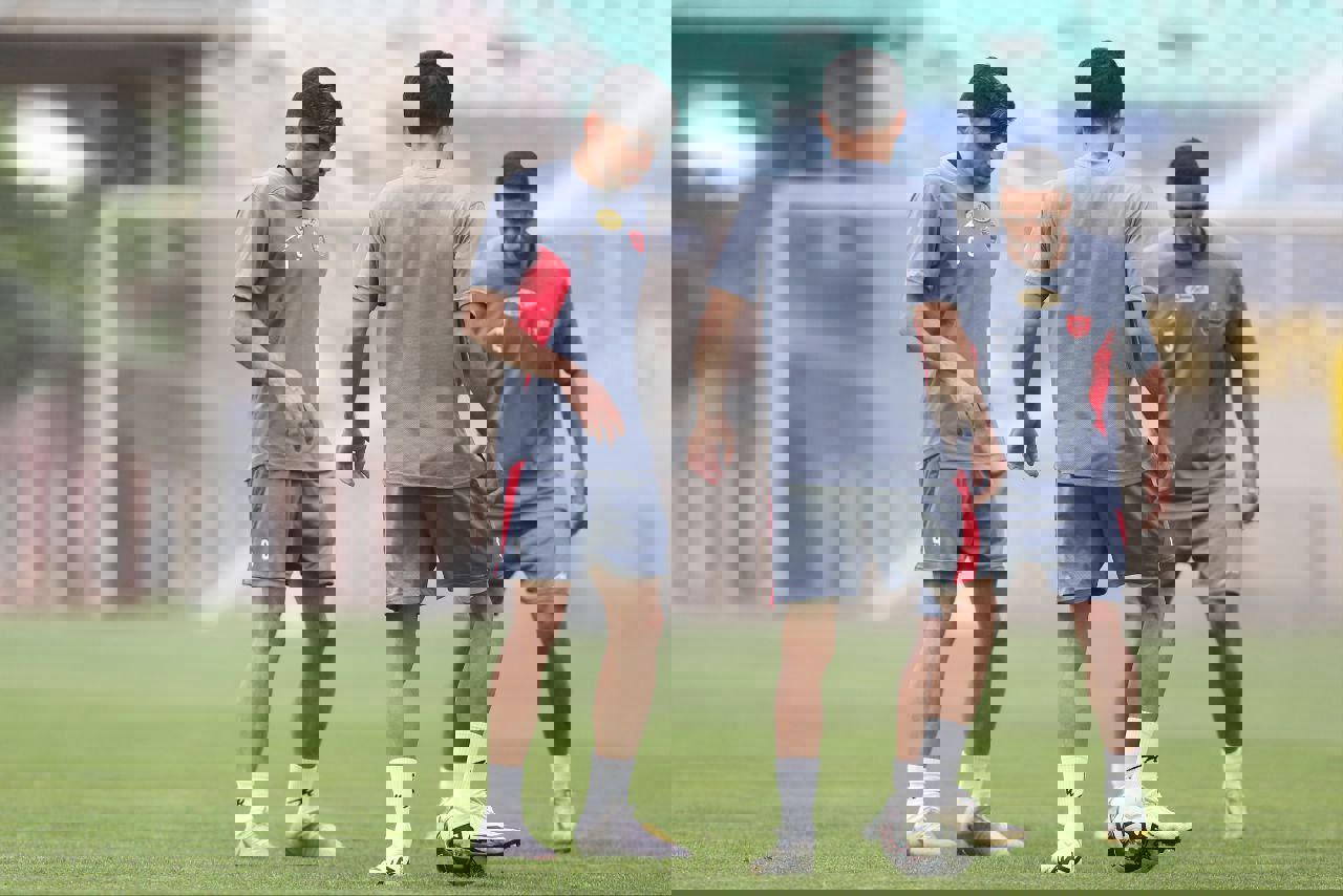 2025004