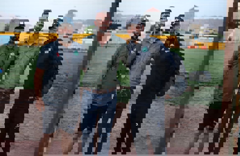 2025099