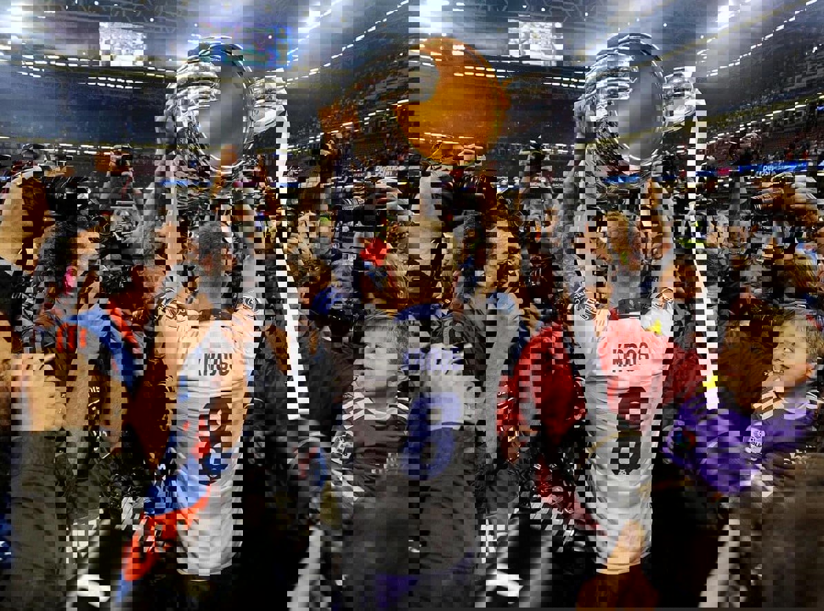 2025022