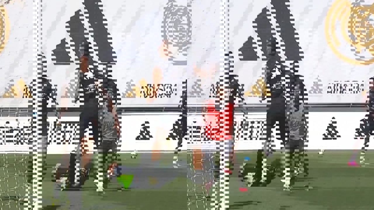 2025048