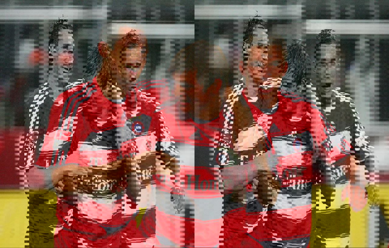 2025351