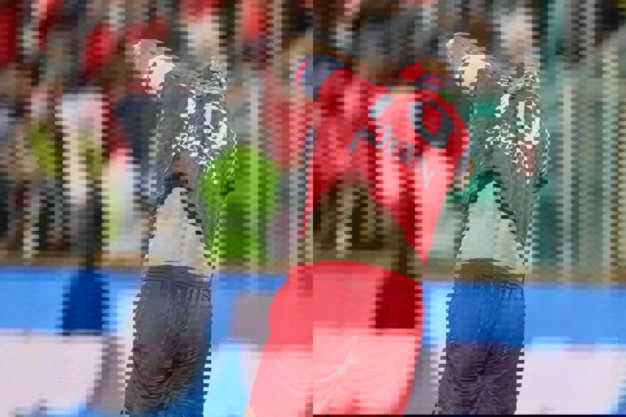 2025968