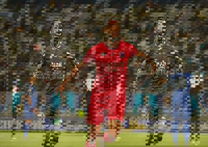 2025693