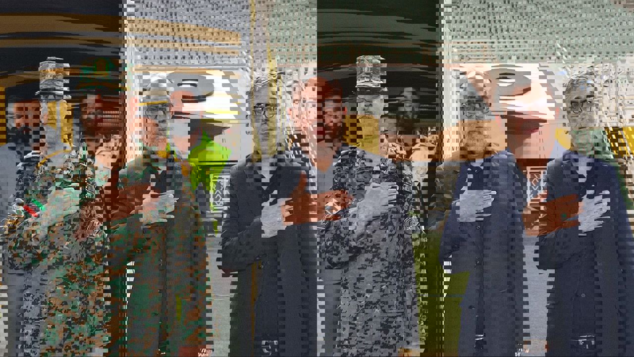 2025805