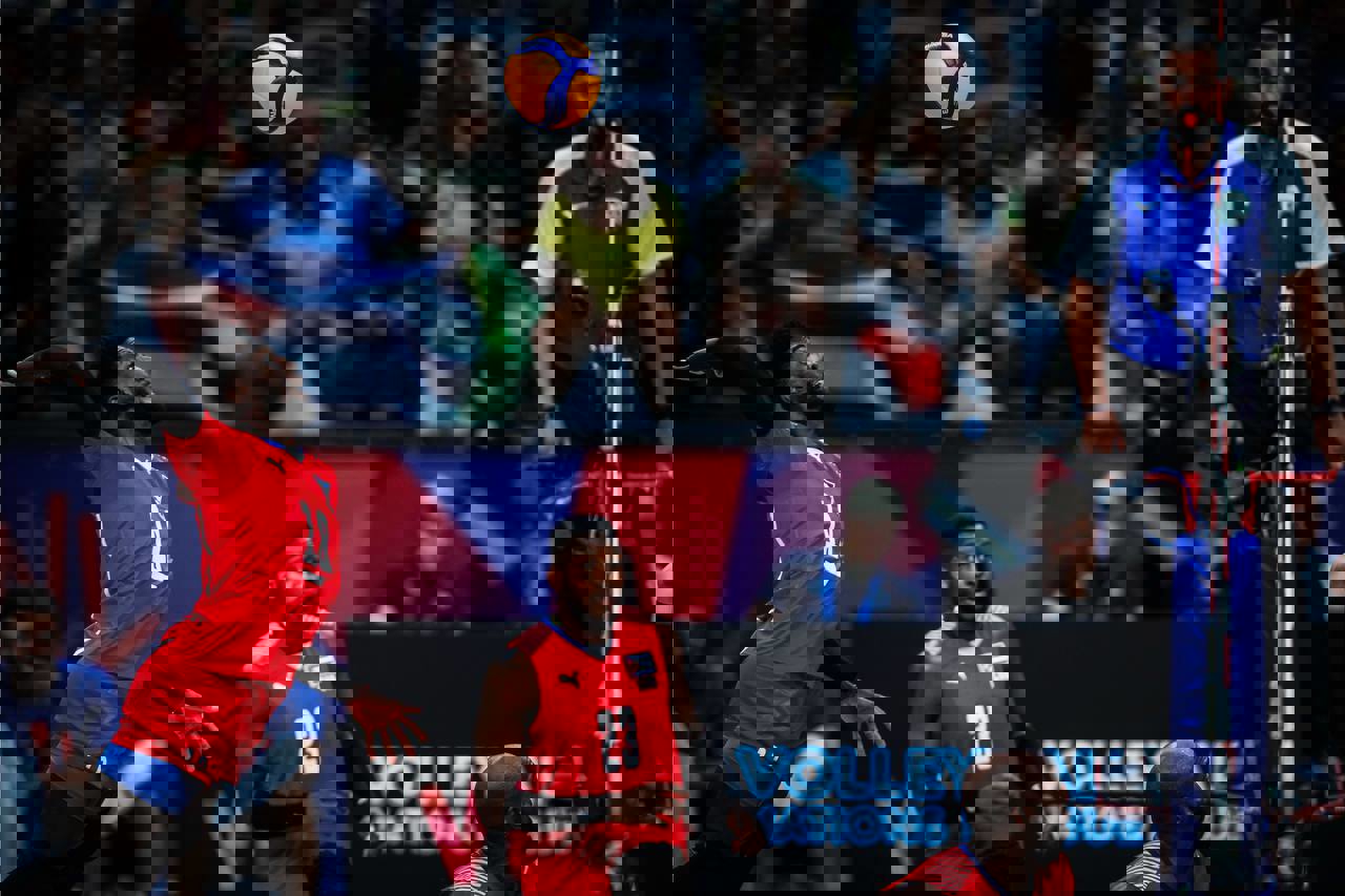 2025923