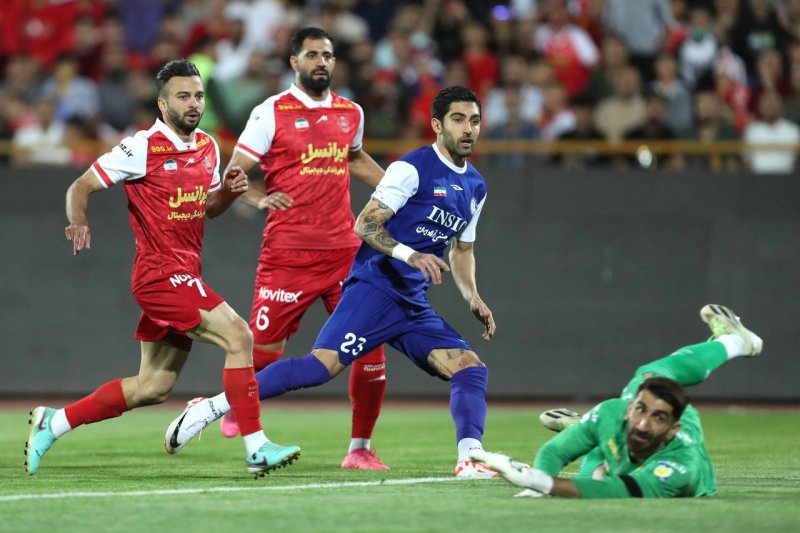 گلزنی استقلال خوزستان در آزادی بعد از ۱۰ سال