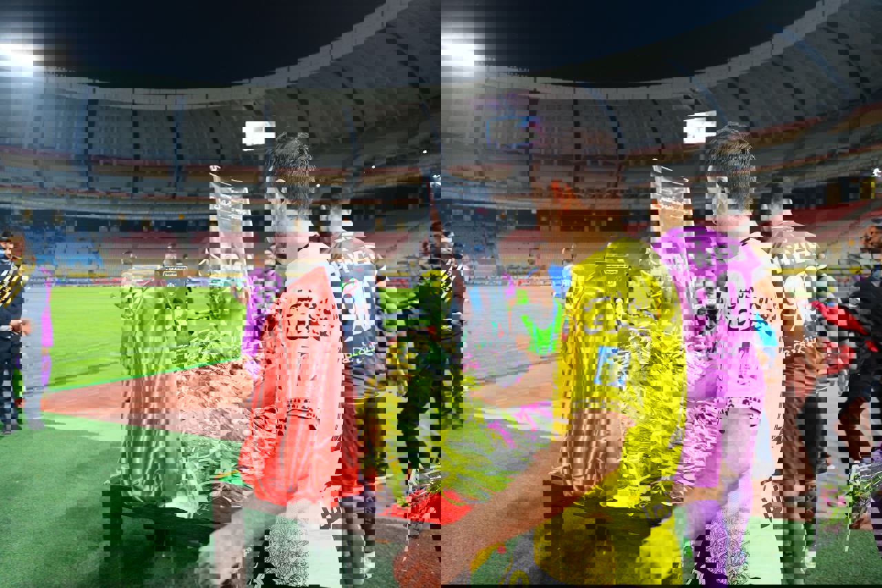 2025831