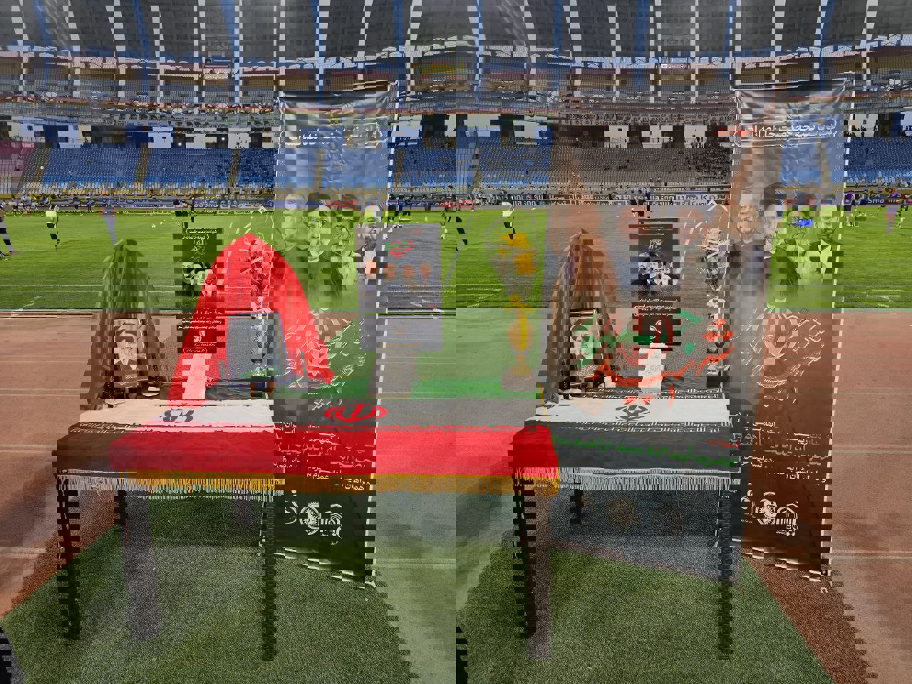 2025782