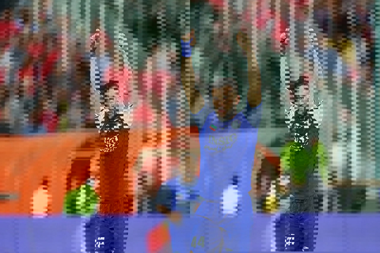 2026093