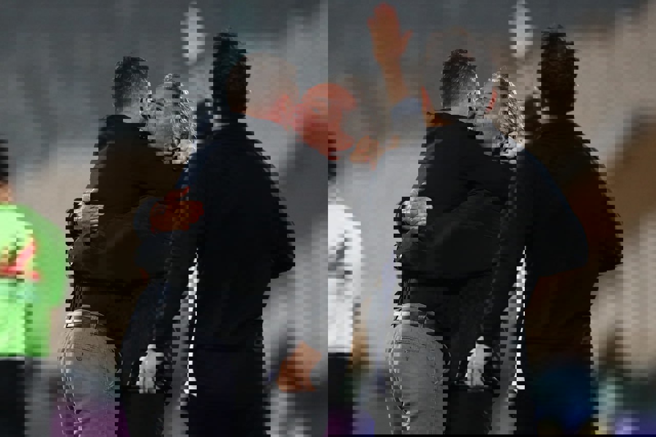 2026098