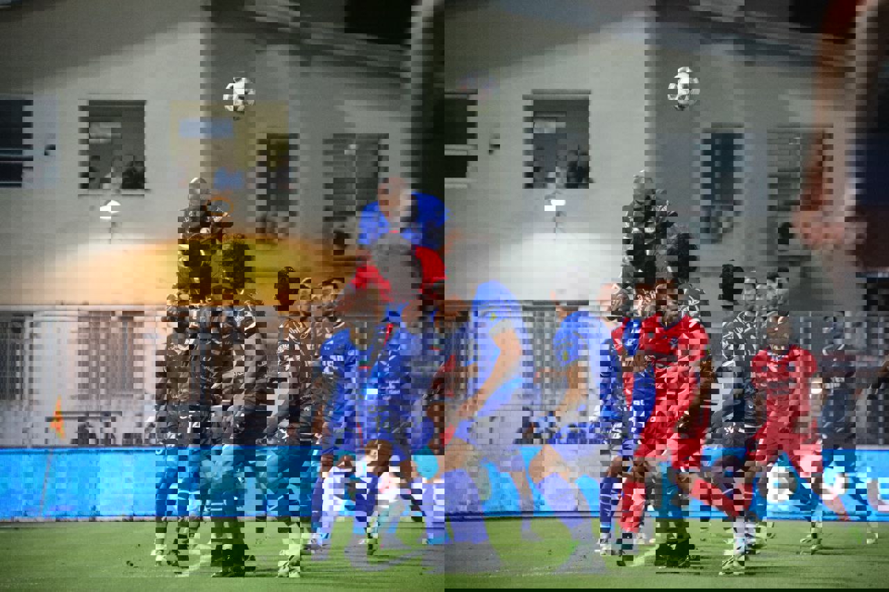 2026218