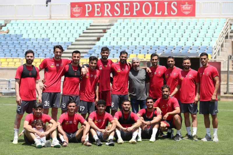 دفاع چپ افسانهای پرسپولیس در تمرین سرخها
