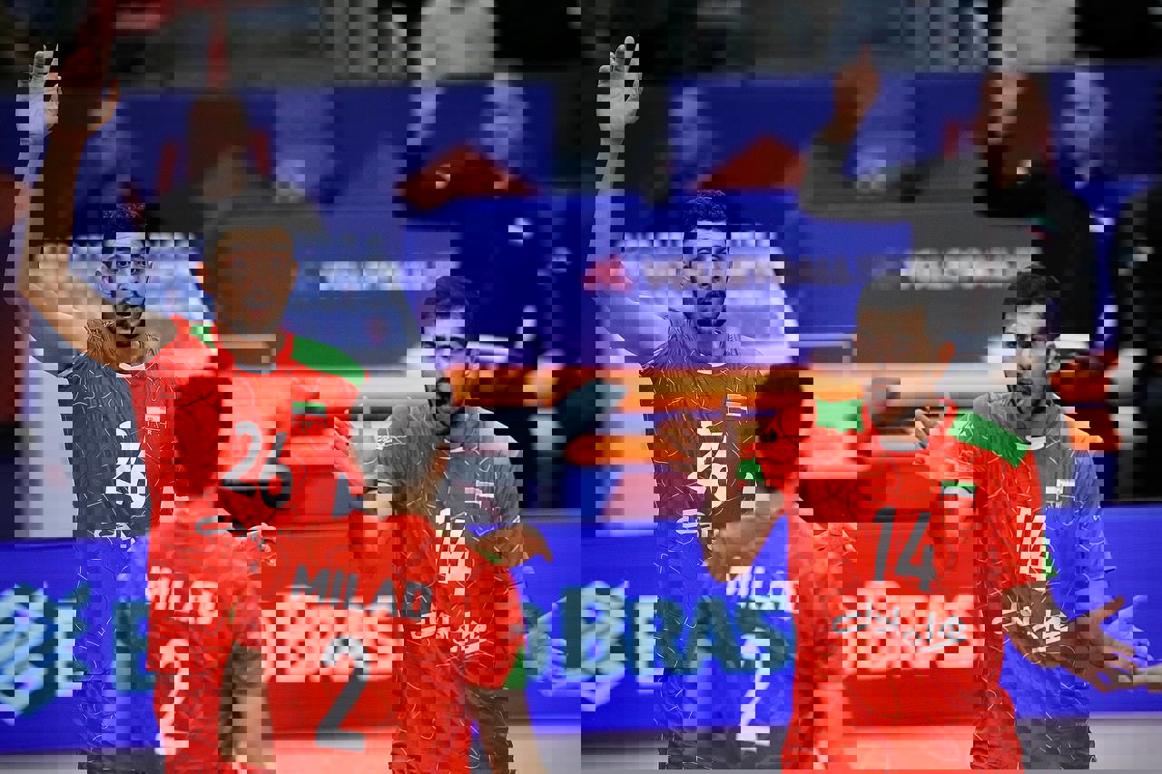 2026532