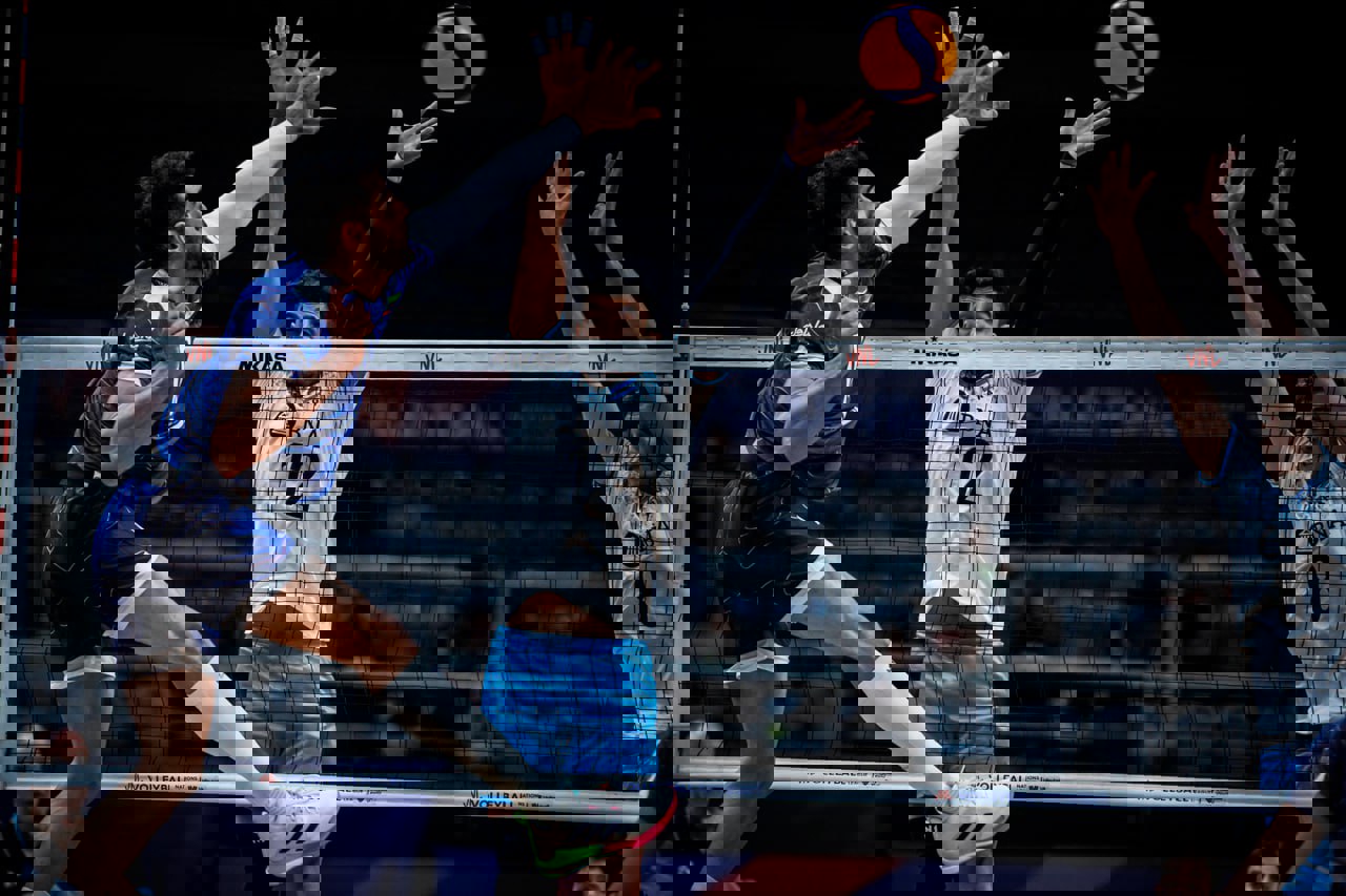 2027011