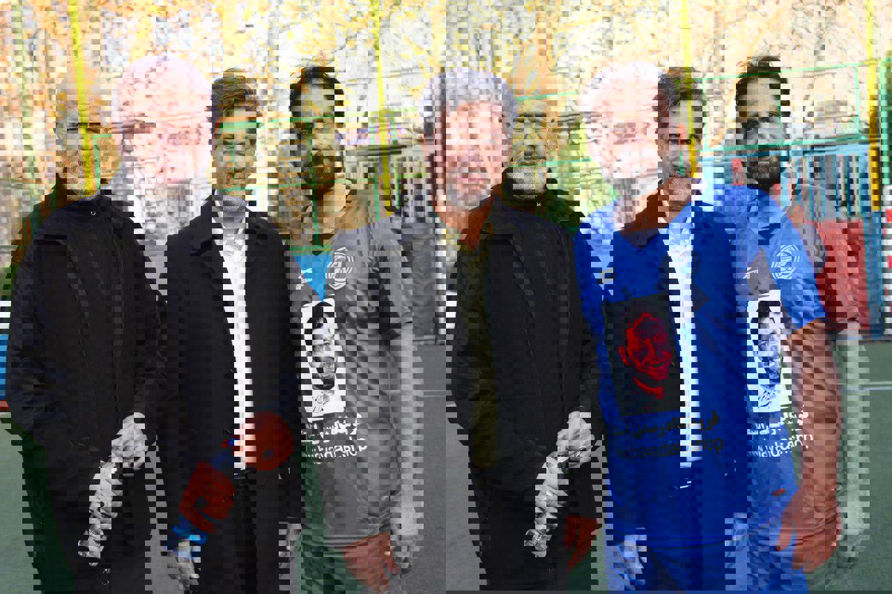 2027023