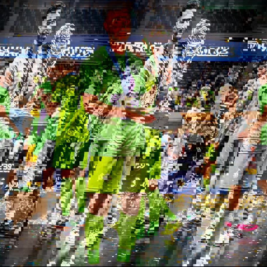 2027536