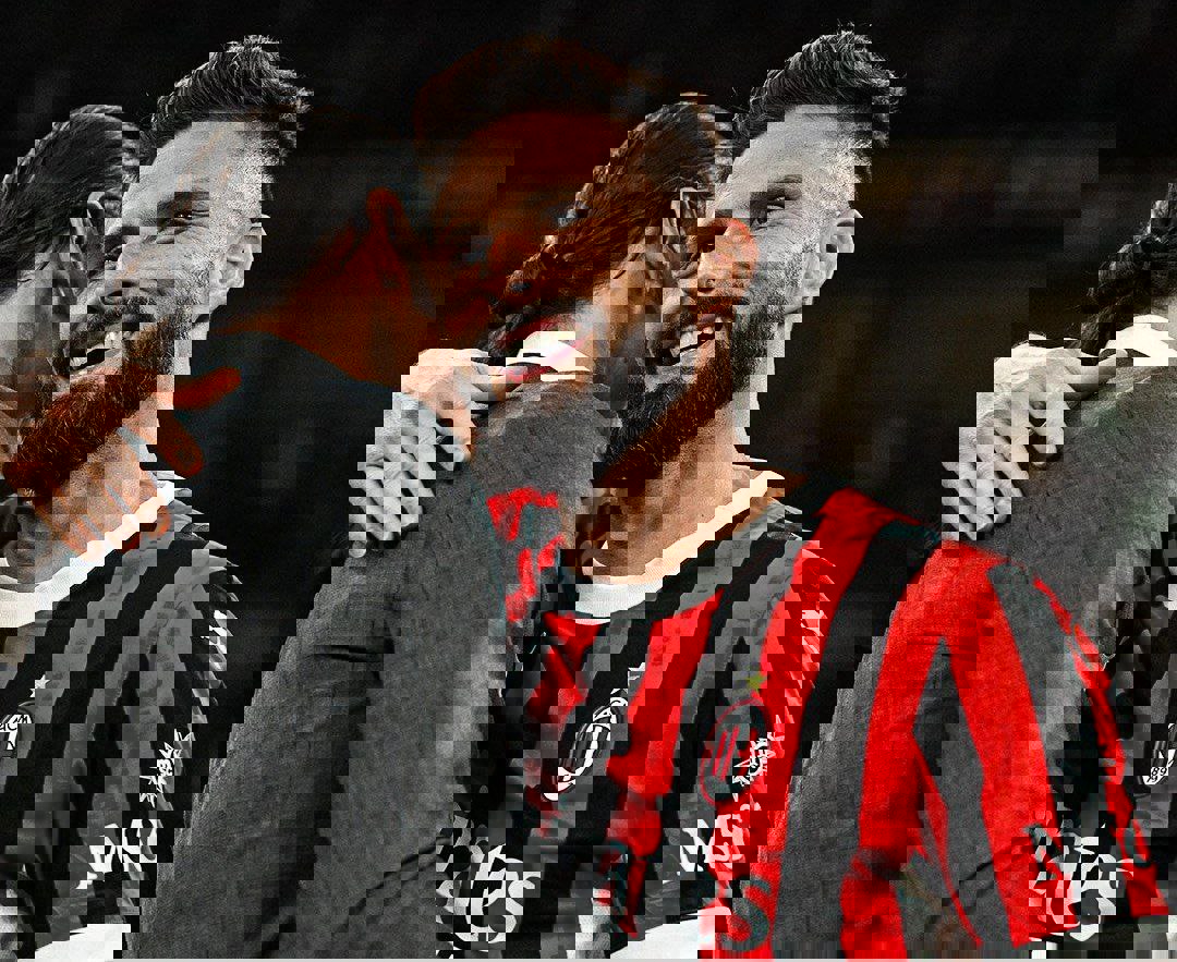 2028113