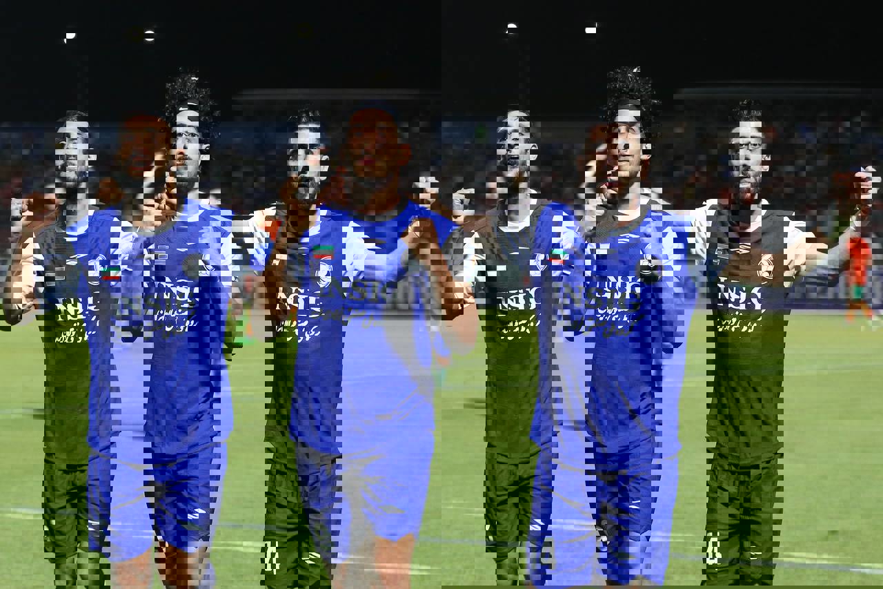 2027811