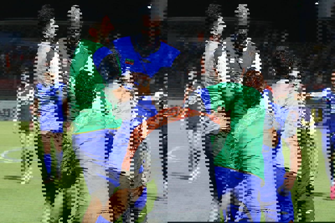 2027810
