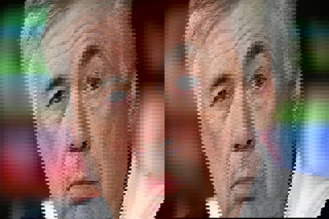 2027881