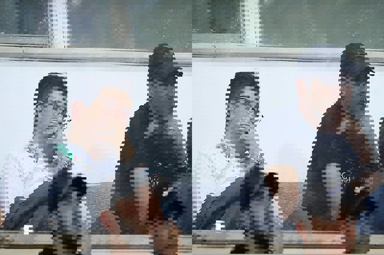 2027928