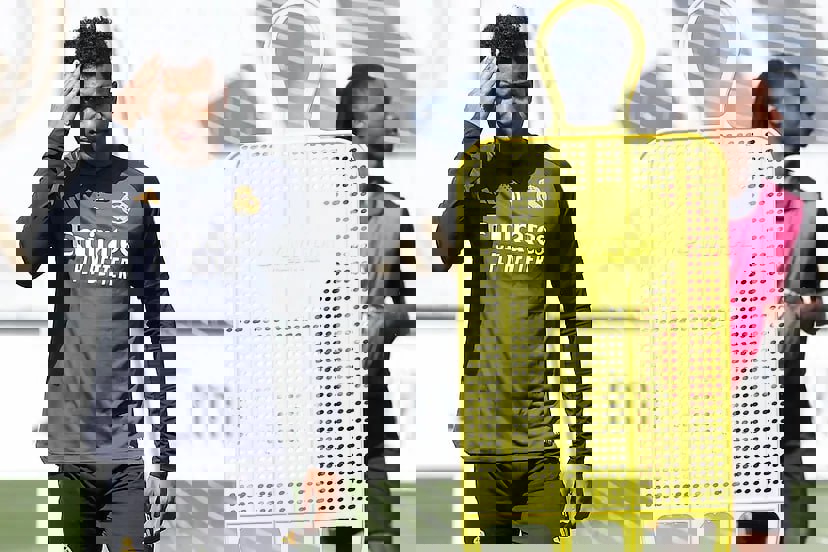2028018