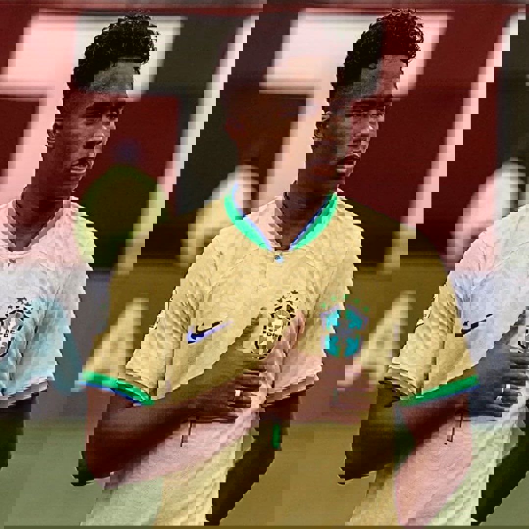 2028143