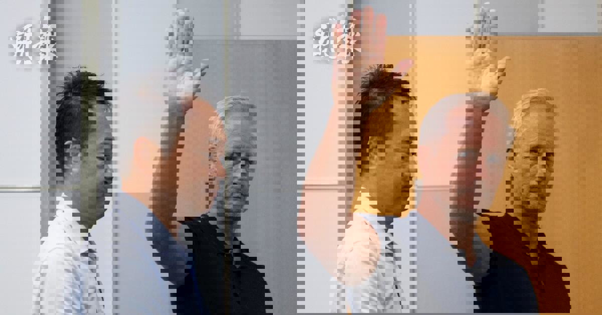 2028388