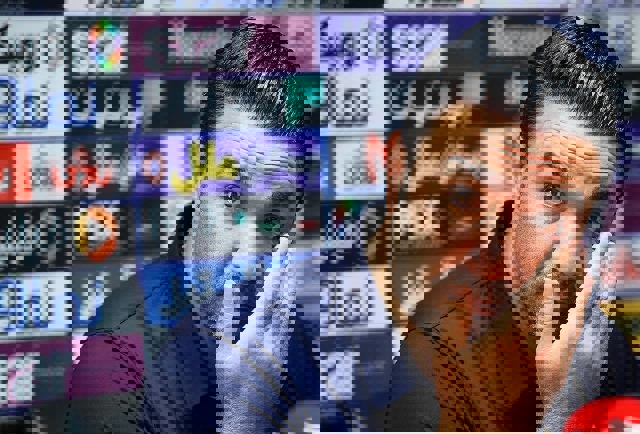 2028427