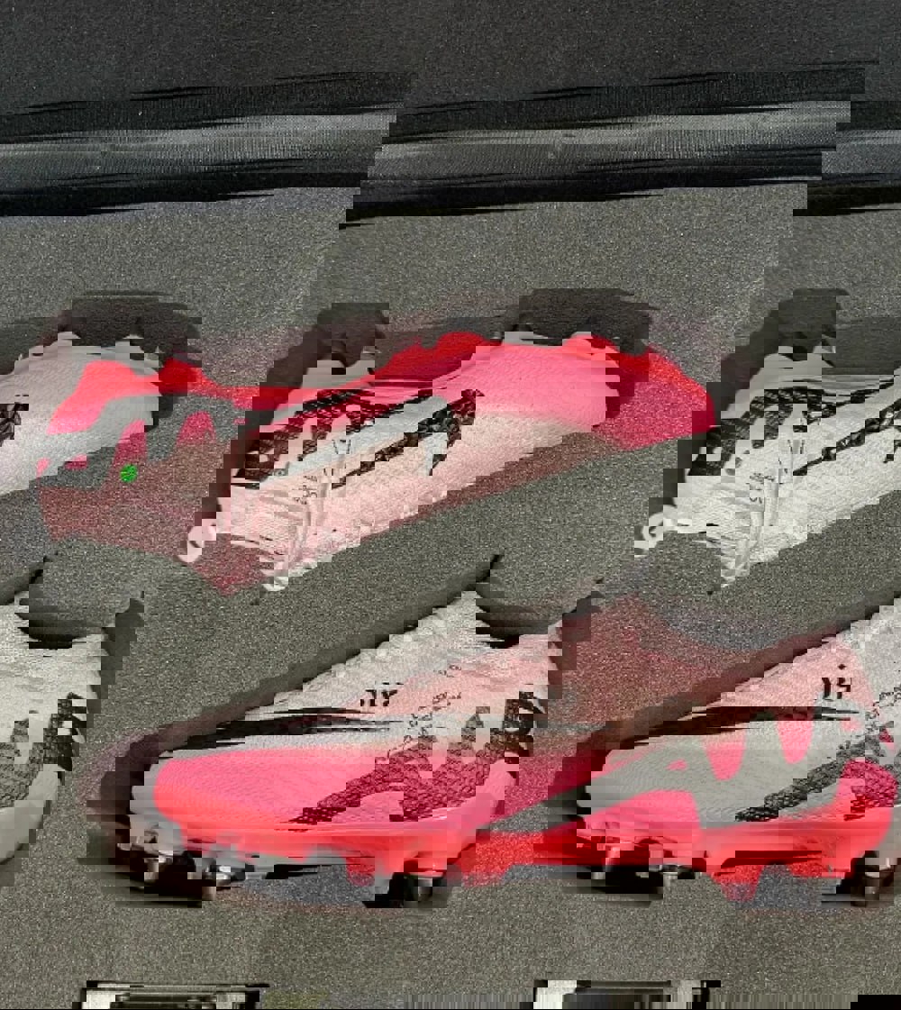 2028582