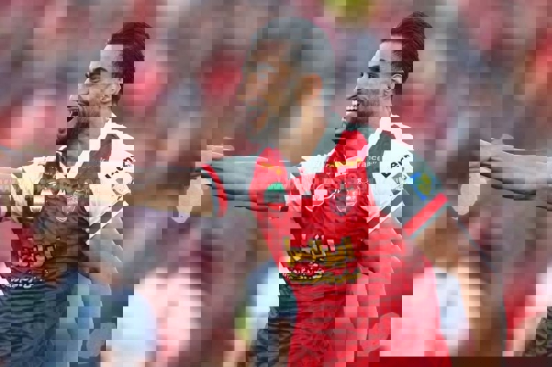 2028694