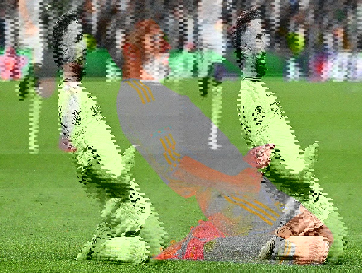 2029302