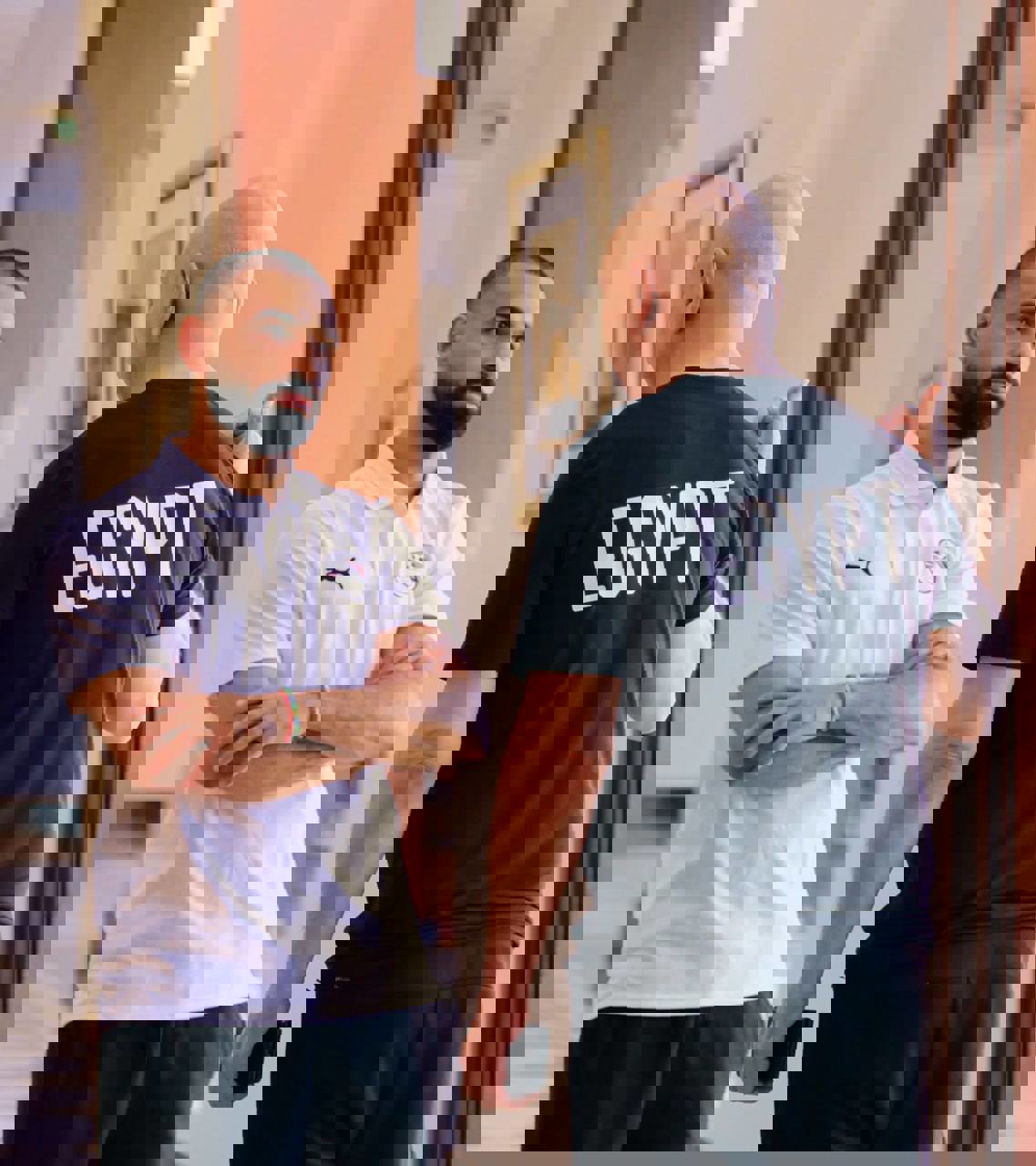2029304