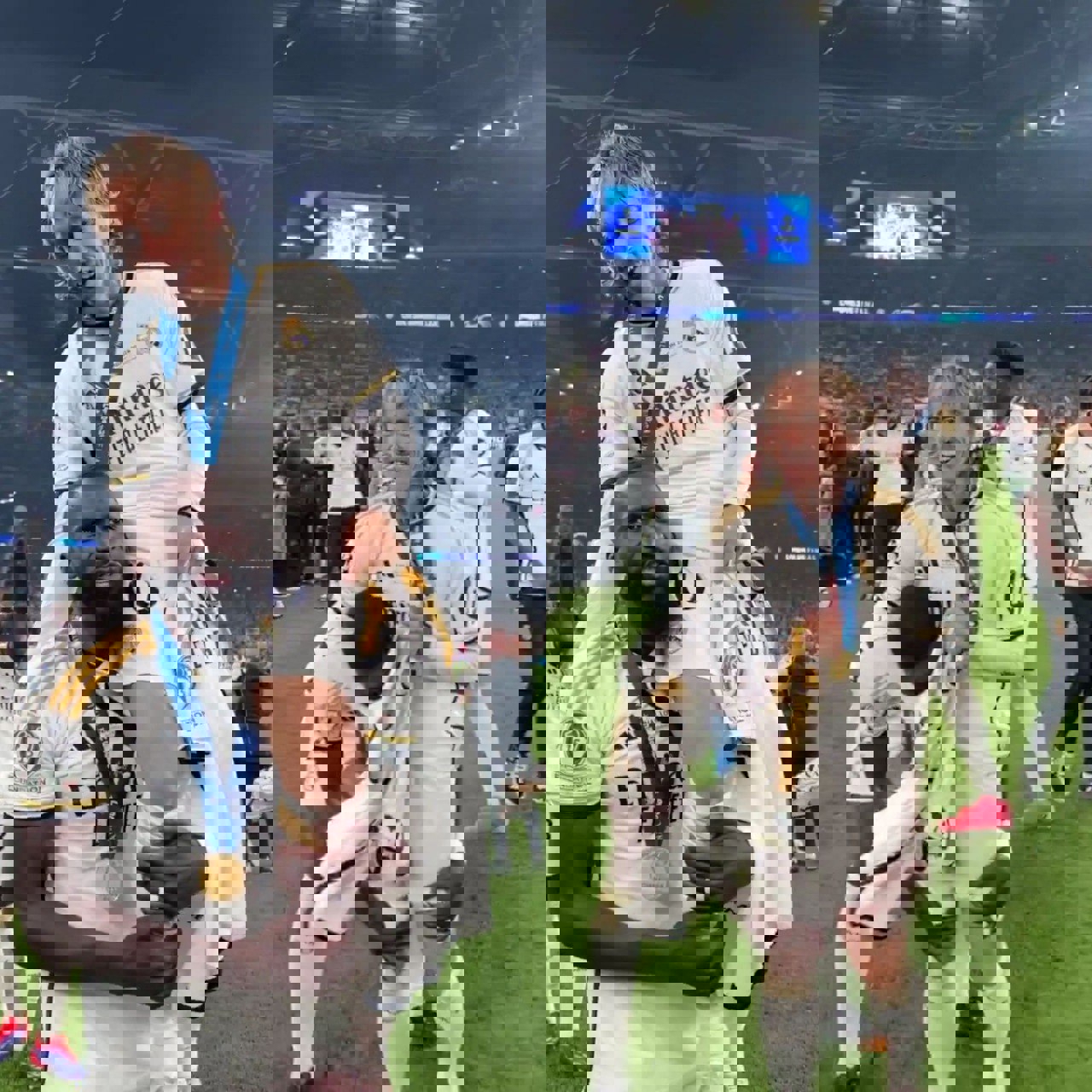 2029392
